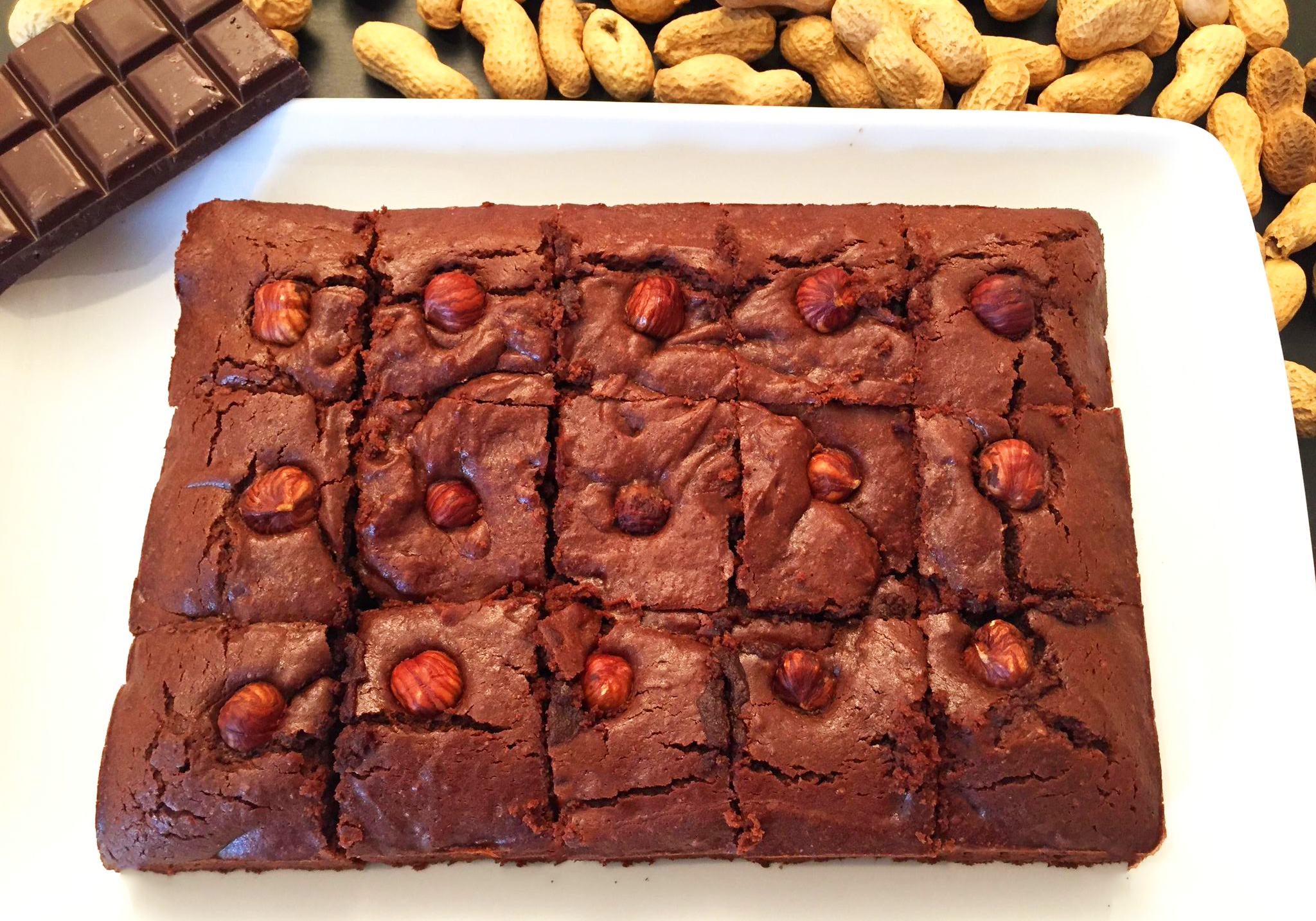 Lire la suite à propos de l’article Brownie healthy à la cacahuète